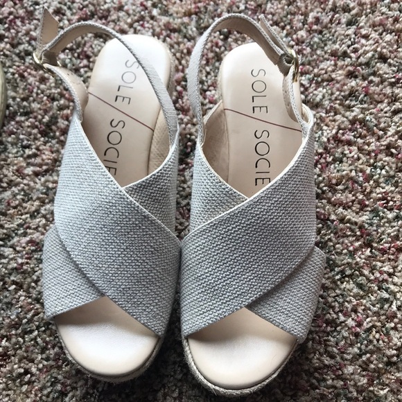 Sole Society Platform Sandal - Picture 3 of 6